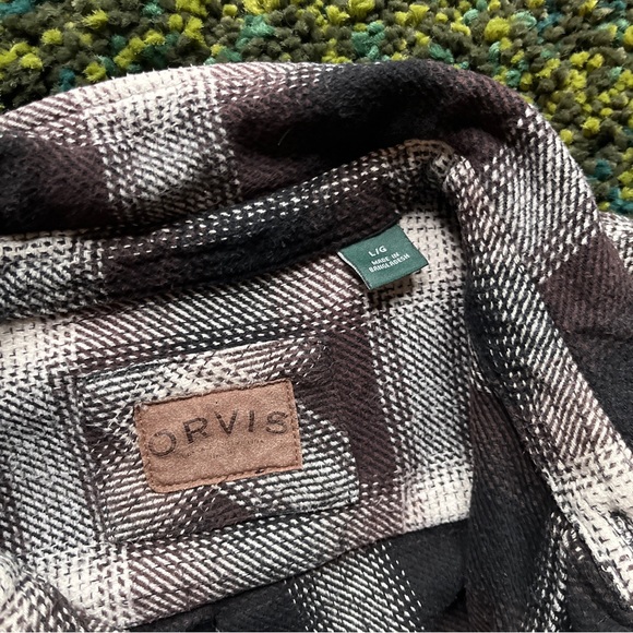 Orvis Brown Plaid Overshirt (L) - Picture 2 of 4